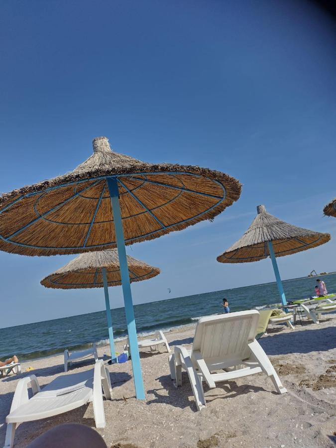 Blaxy Resort Stefi Cu Acces La Piscine Gratuit Дуэзечи-ши-Трей Аугуст Экстерьер фото